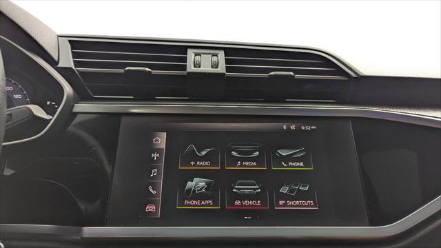 Used 2020 Audi Q3 2.0T Premium image 30