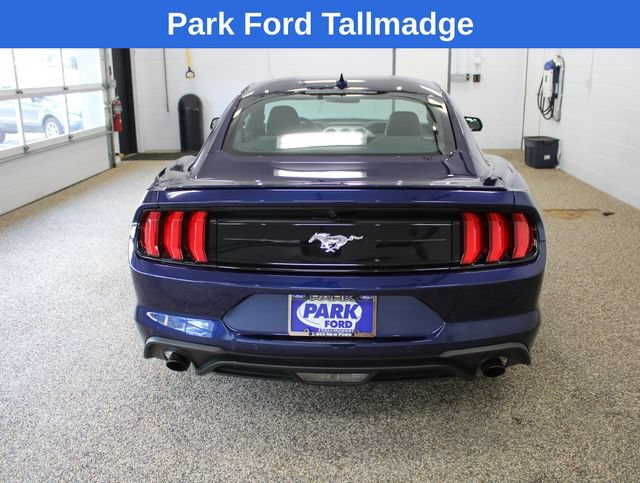 Used 2020 Ford Mustang Premium RWD image 4