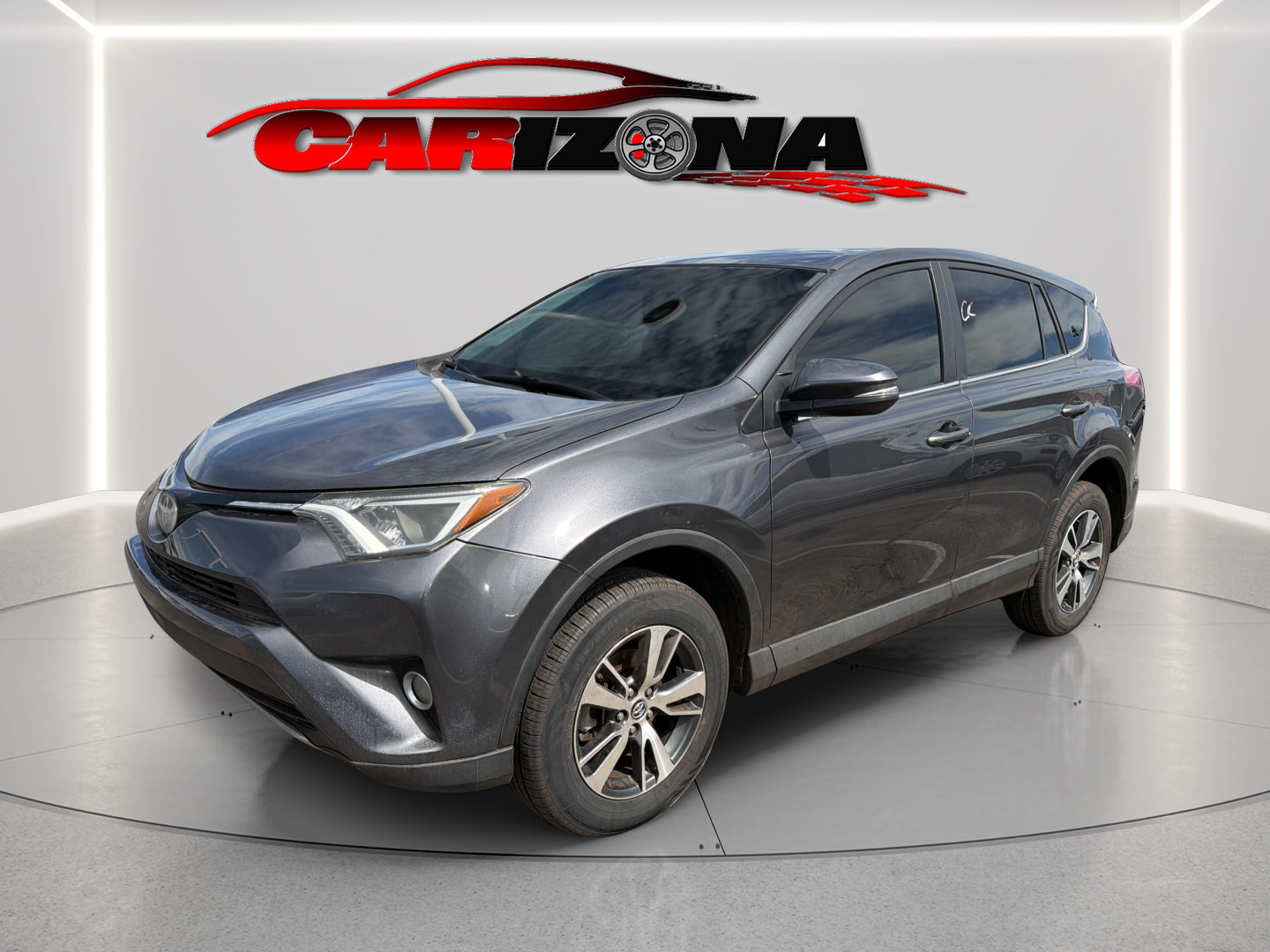 Used 2018 Toyota RAV4 XLE FWD image 11