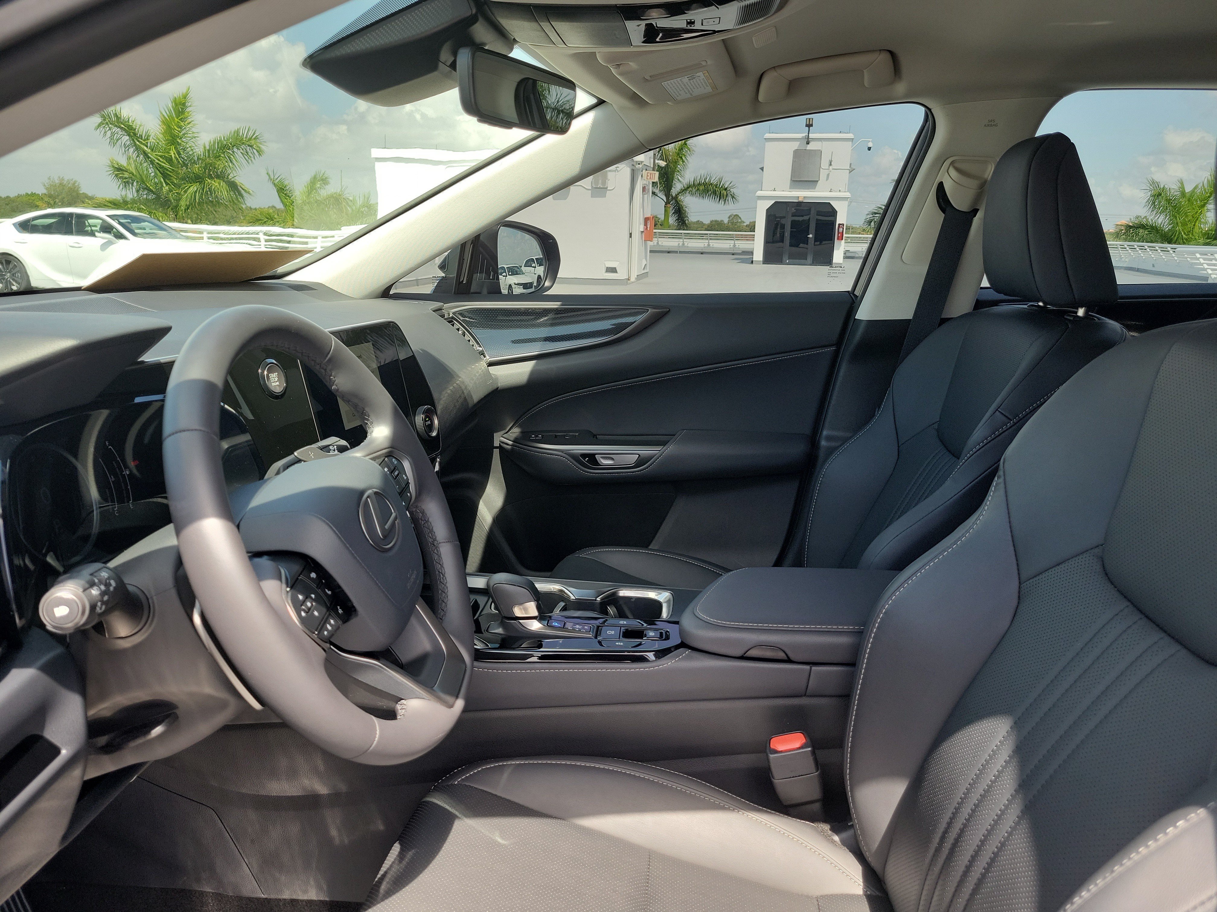 Certified 2025 Lexus NX 250 FWD w/ Accessory Package (K3) image 23