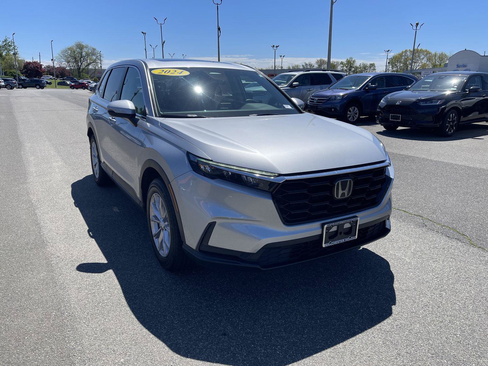 Used 2024 Honda CR-V EX image 1