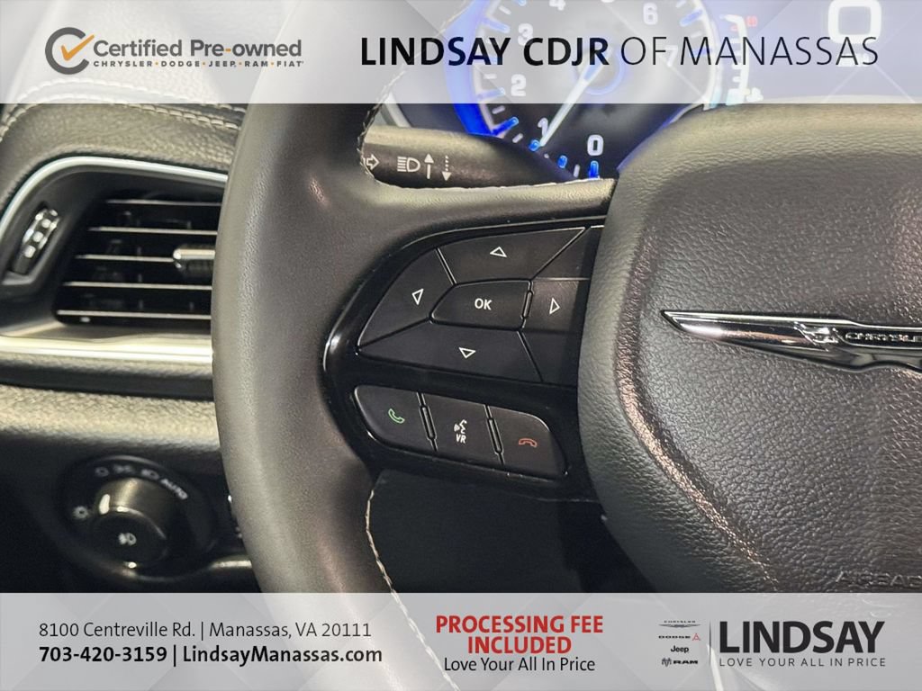 Certified 2025 Chrysler Pacifica Limited FWD image 31