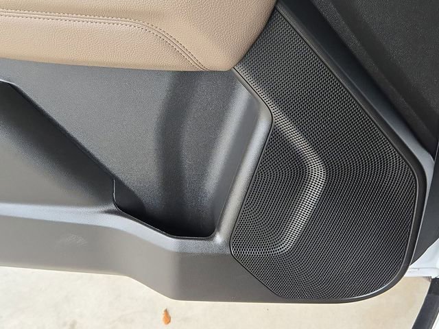 Used 2025 GMC Canyon Denali image 21