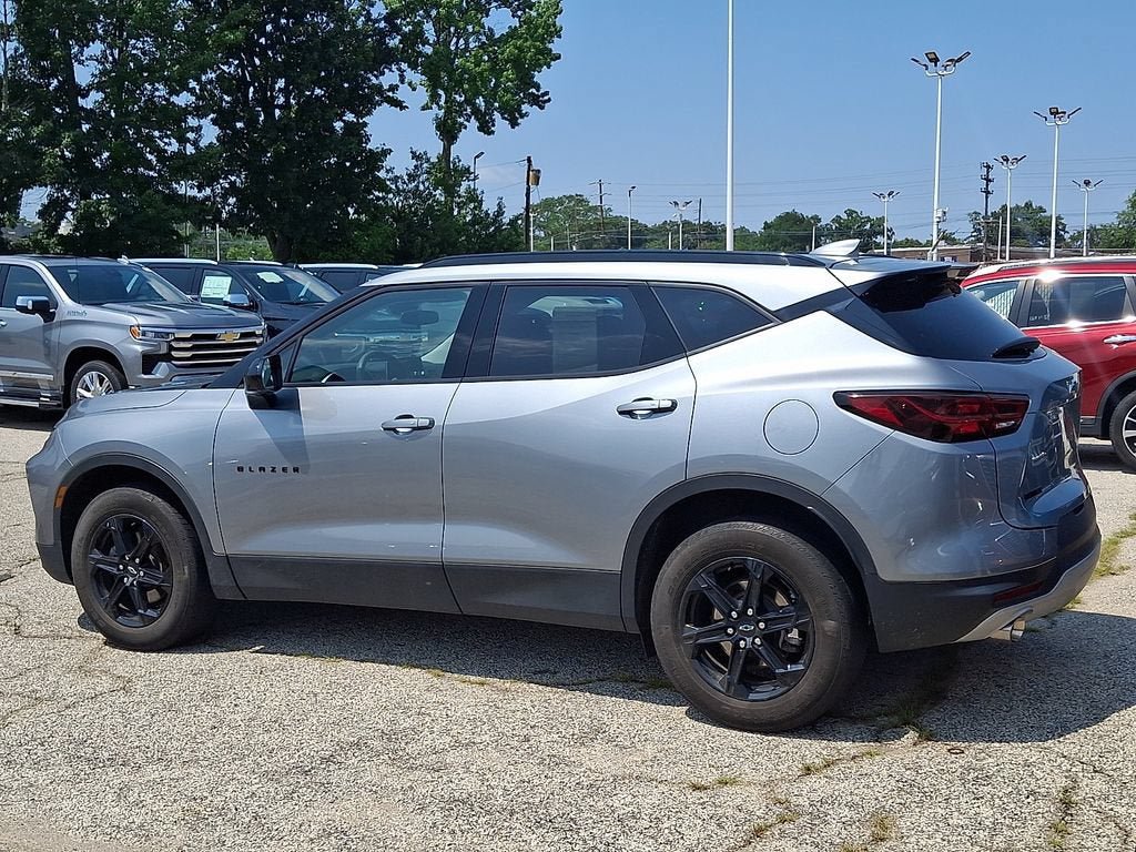 Certified 2023 Chevrolet Blazer LT w/ Midnight/Sport Edition FWD image 6
