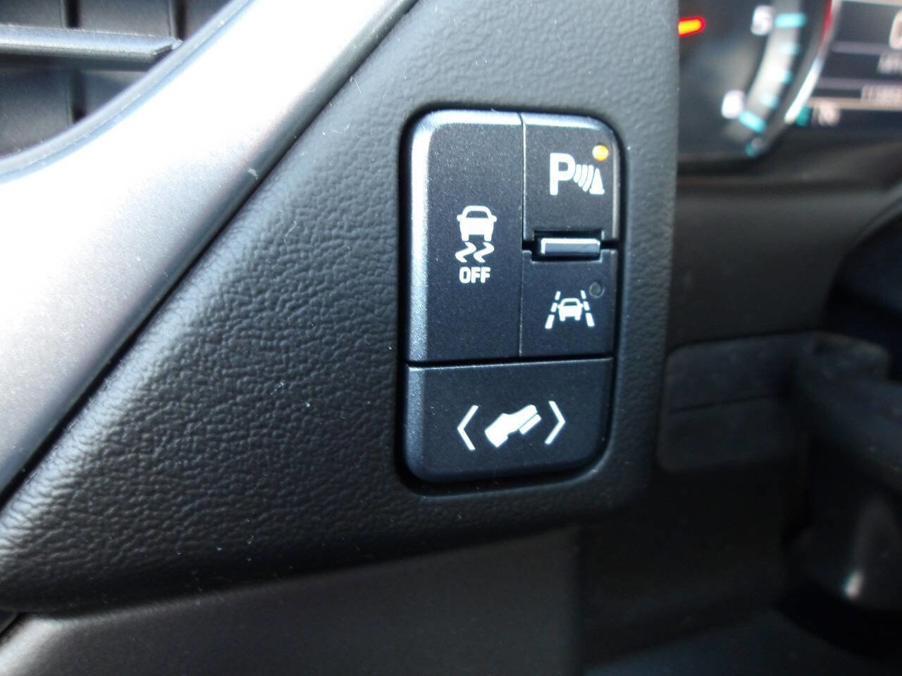 Used 2019 Chevrolet Tahoe LT w/ LT Midnight Edition image 24