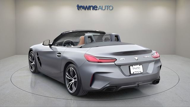 Used 2021 BMW Z4 M40i w/ Executive Package image 5
