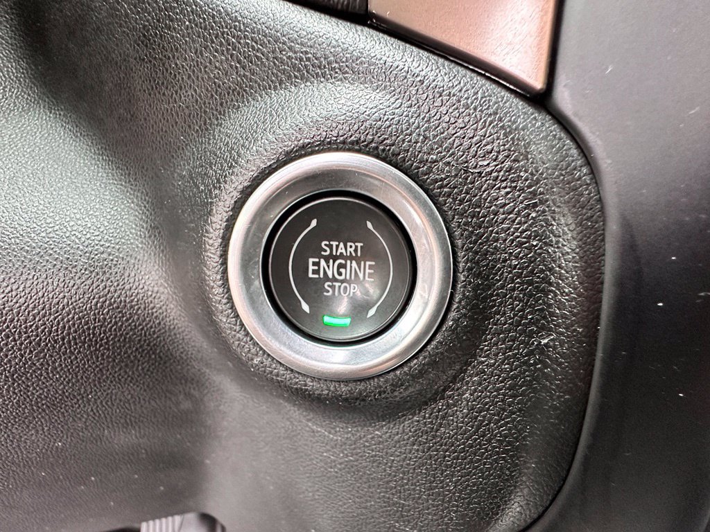 Used 2019 Chevrolet Silverado 1500 High Country w/ Technology Package AWD/4WD image 37