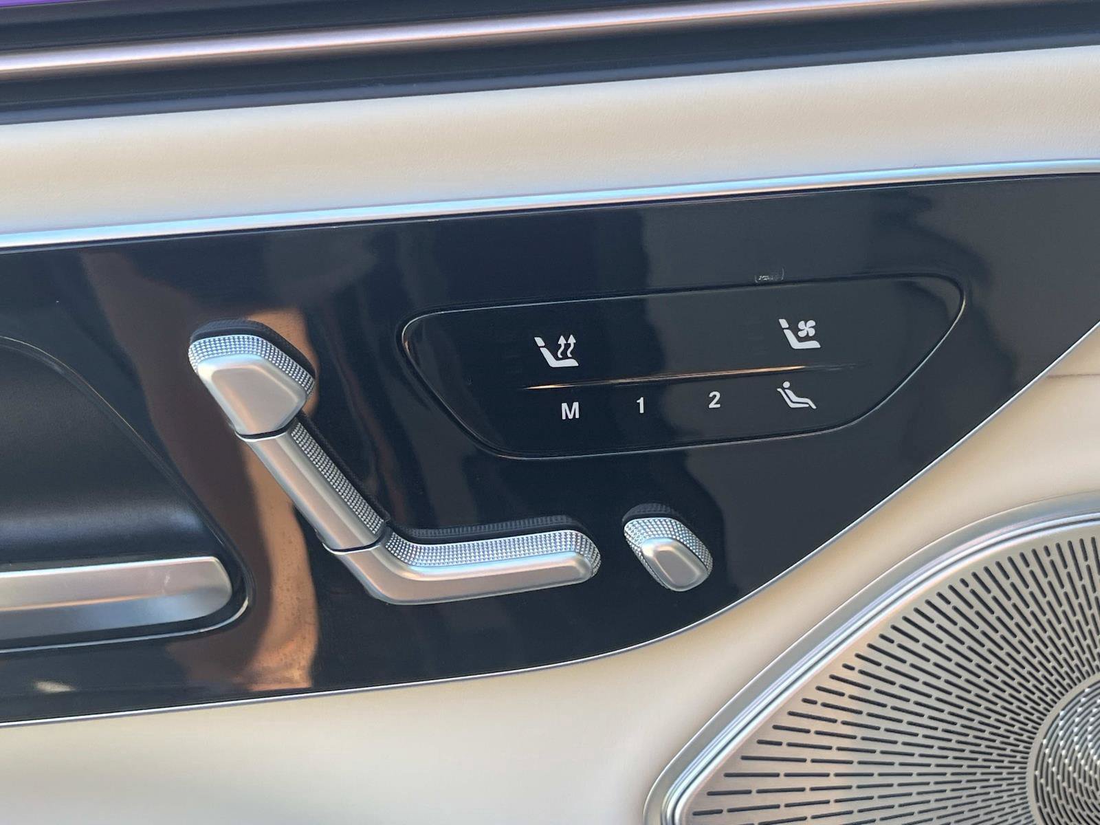 Certified 2024 Mercedes-Benz Maybach EQS 680 4MATIC image 21
