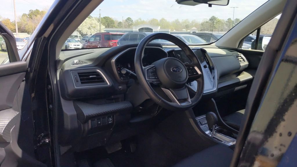 Used 2023 Subaru Ascent Premium image 18