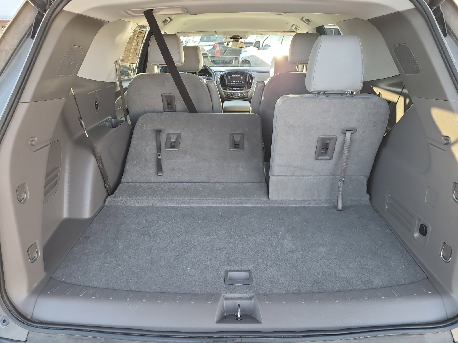 Used 2019 Chevrolet Traverse LT image 27