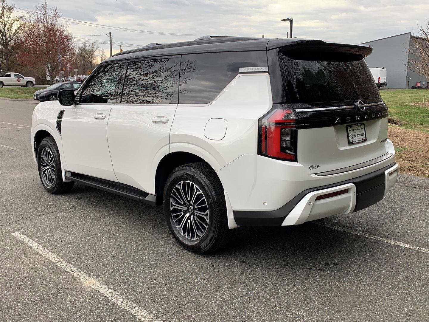 Certified 2025 Nissan Armada Platinum w/ Convenience Package image 3