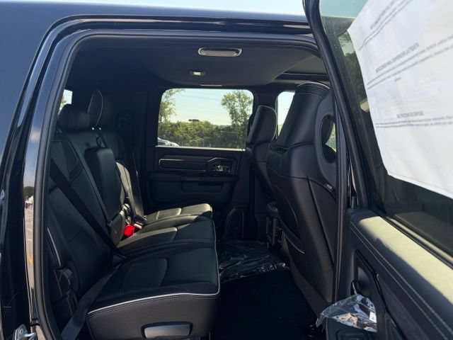 New 2026 RAM 3500 Limited AWD/4WD image 31