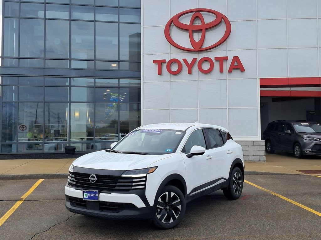 Used 2025 Nissan Kicks SV