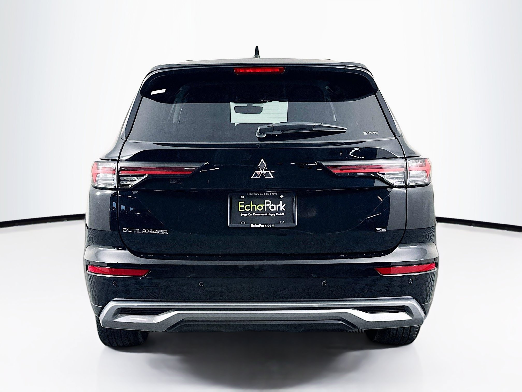 Used 2025 Mitsubishi Outlander SE AWD/4WD image 7