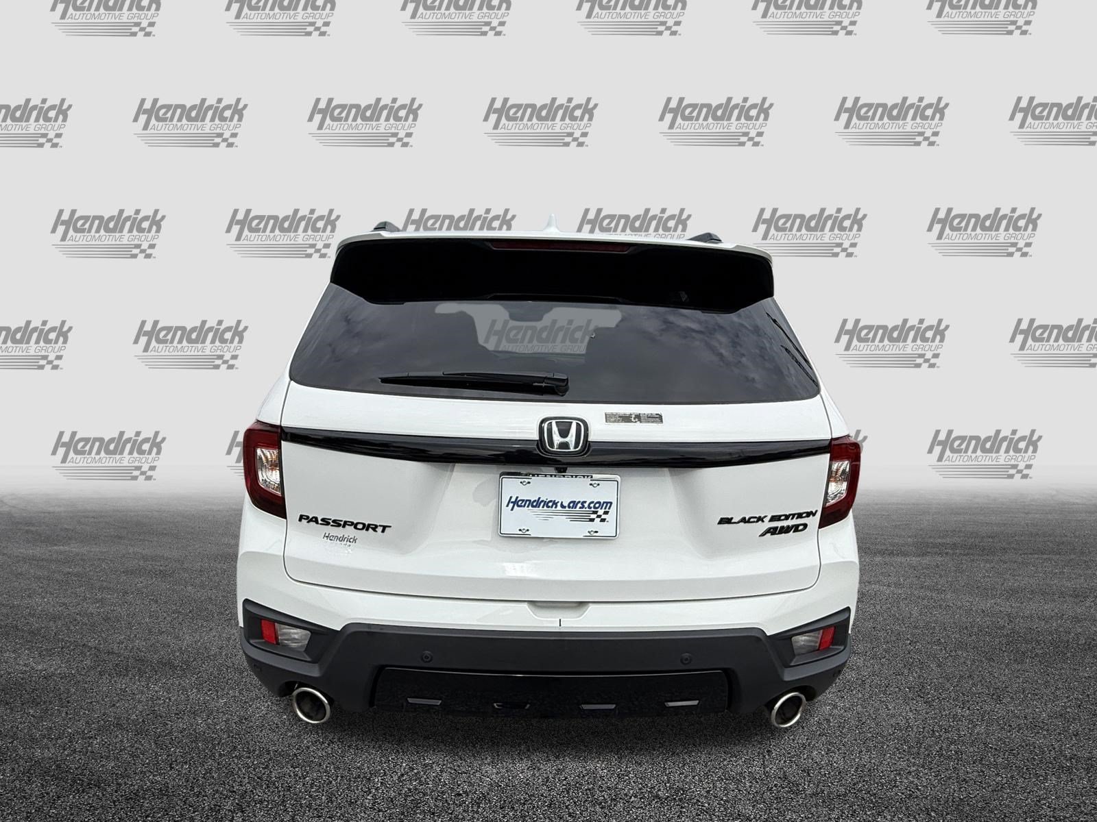 Certified 2024 Honda Passport Black Edition image 9