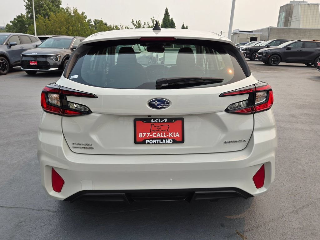 Used 2025 Subaru Impreza 2.0i AWD/4WD image 4