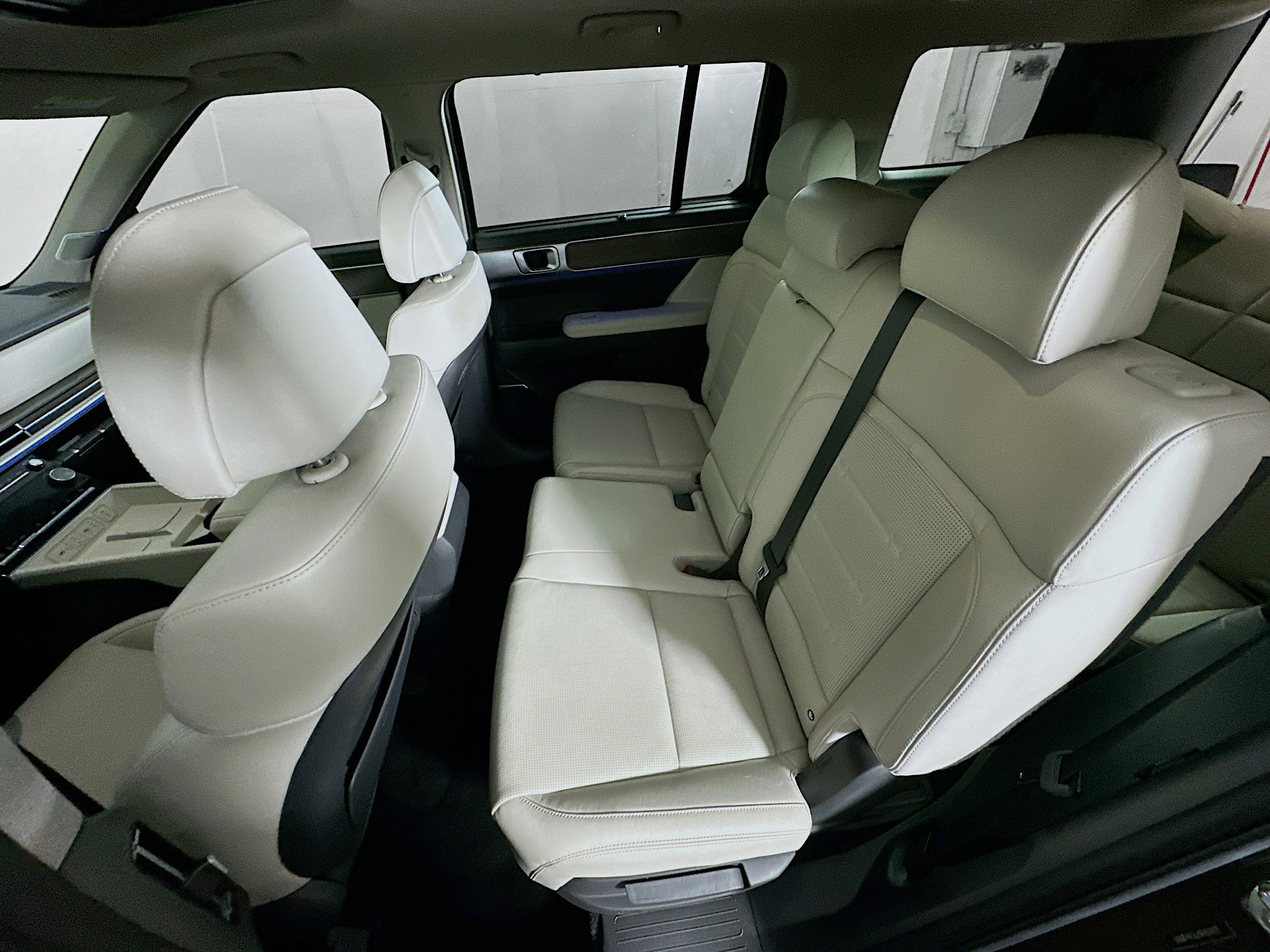 Used 2024 Hyundai Santa Fe Limited image 28