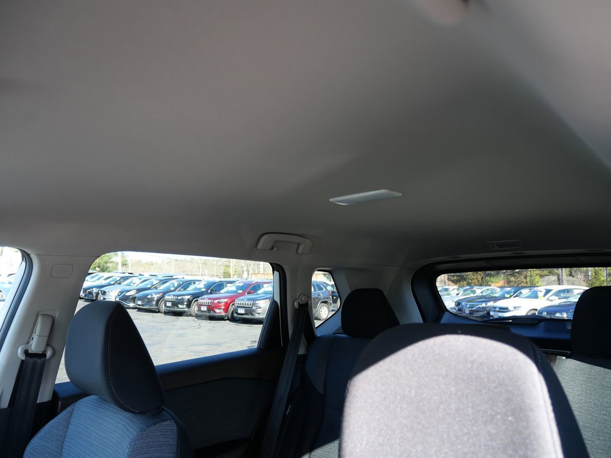 Used 2021 Nissan Rogue S image 11