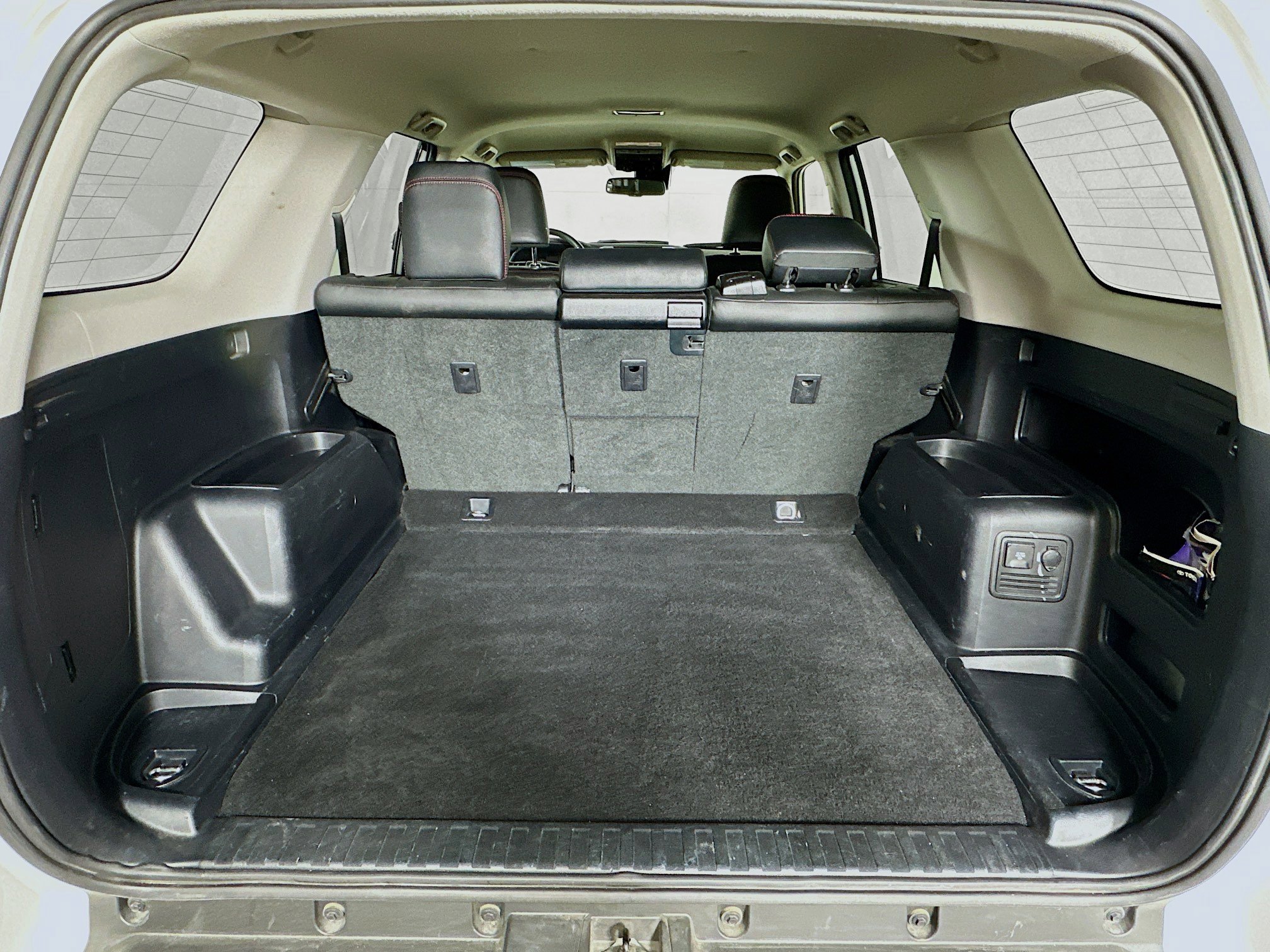 Used 2024 Toyota 4Runner TRD Off-Road Premium image 28