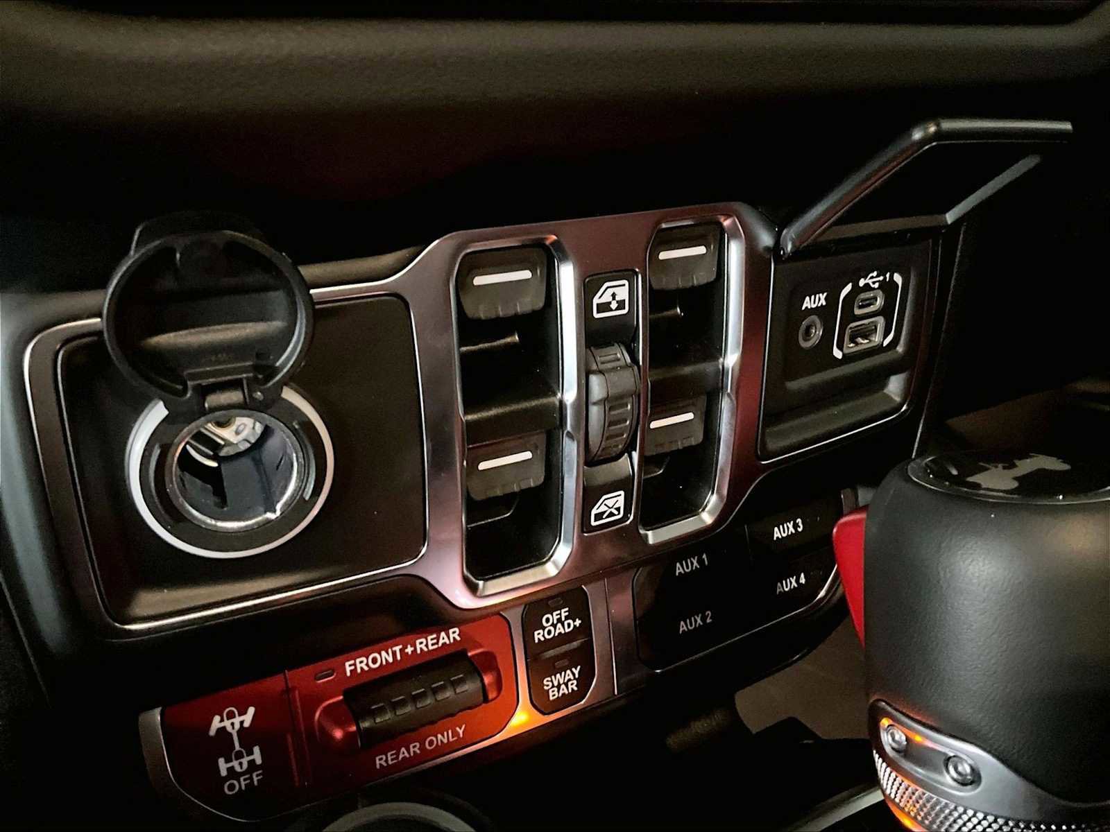 Used 2024 Jeep Wrangler Rubicon 392 image 29