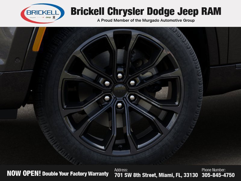 New 2026 Jeep Grand Wagoneer Summit AWD/4WD image 10