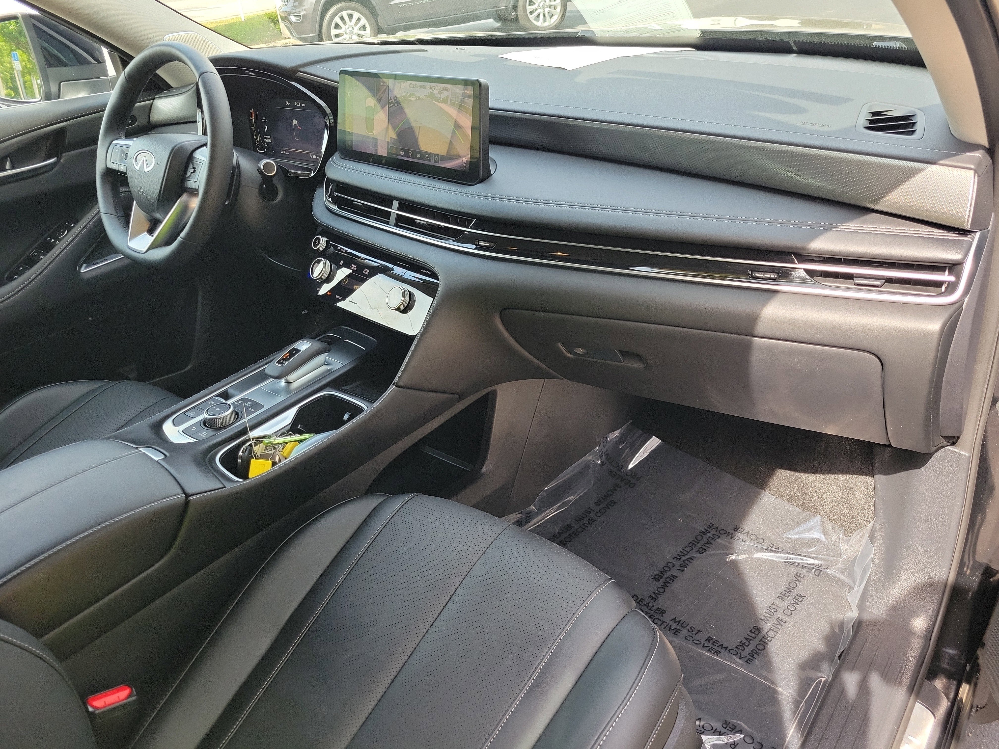 Certified 2026 INFINITI QX60 Luxe w/ Cargo Package FWD image 11