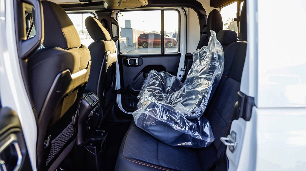 New 2026 Jeep Gladiator Mojave image 23