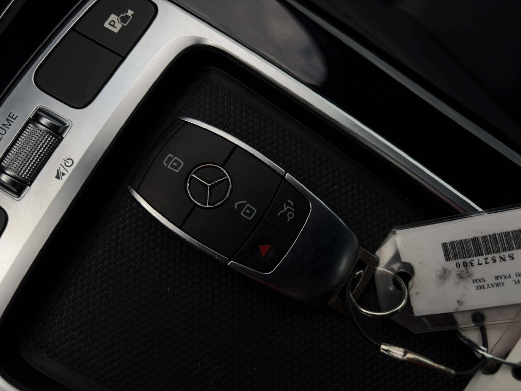 Used 2025 Mercedes-Benz CLA 250 image 28