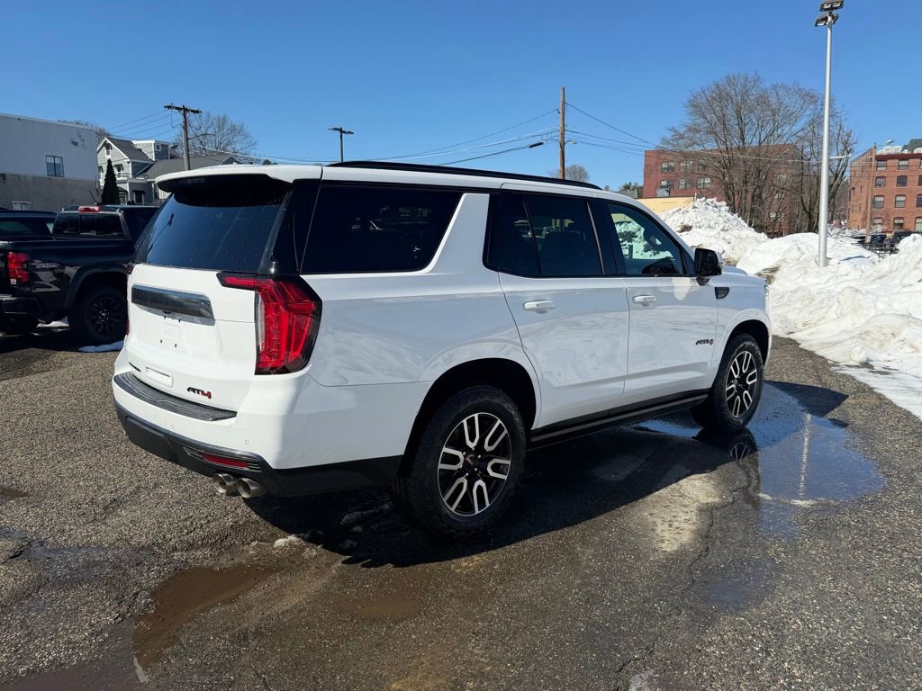 Used 2024 GMC Yukon AT4 w/ AT4 Premium Package image 7