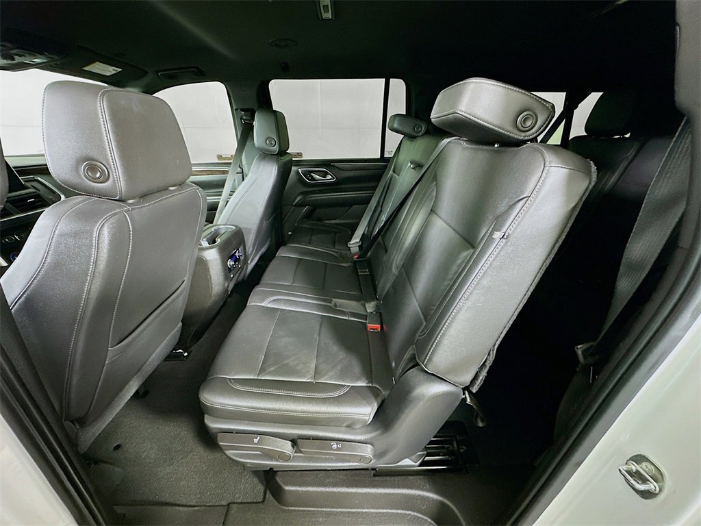 Used 2021 Chevrolet Suburban LT image 15