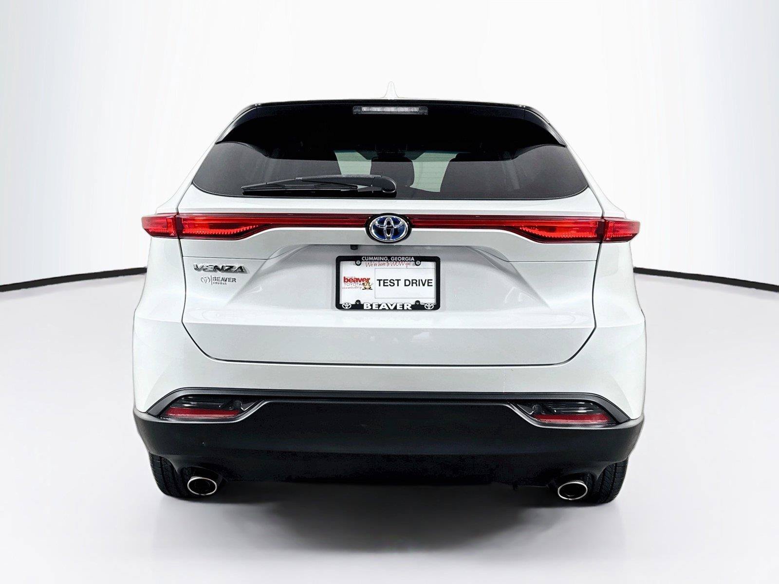 Certified 2023 Toyota Venza LE AWD/4WD image 11
