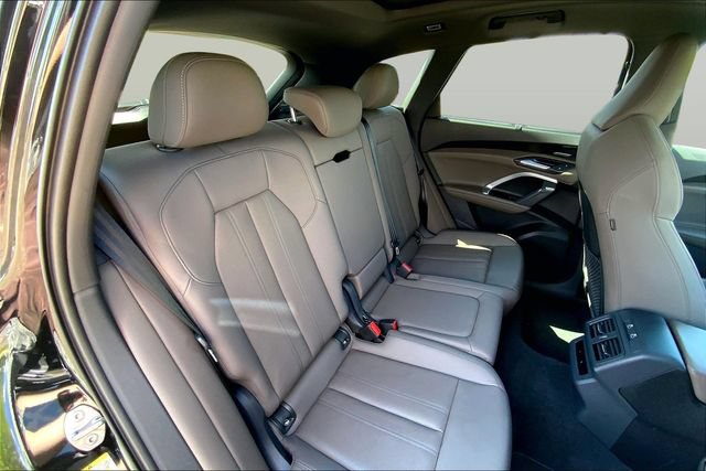 Certified 2025 Audi Q5 Premium w/ Premium Plus AWD/4WD image 19