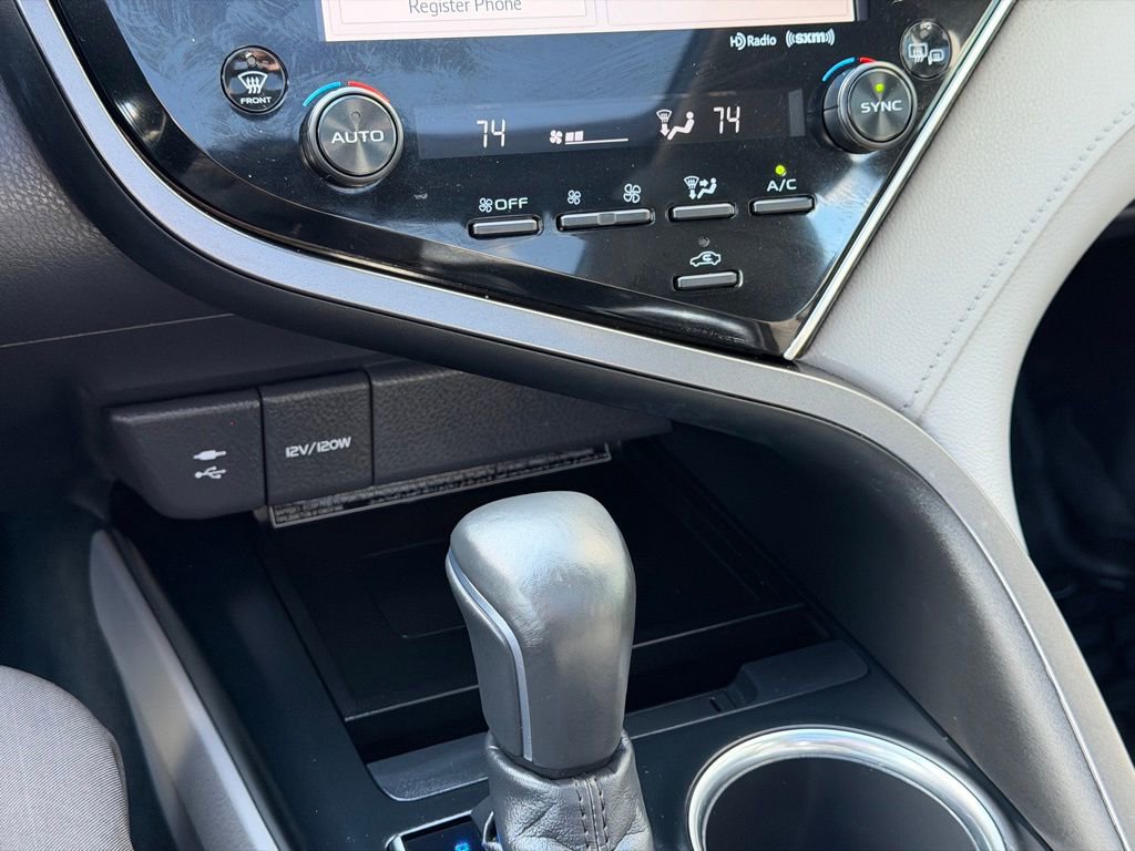 Used 2018 Toyota Camry XLE w/ Audio Package image 14