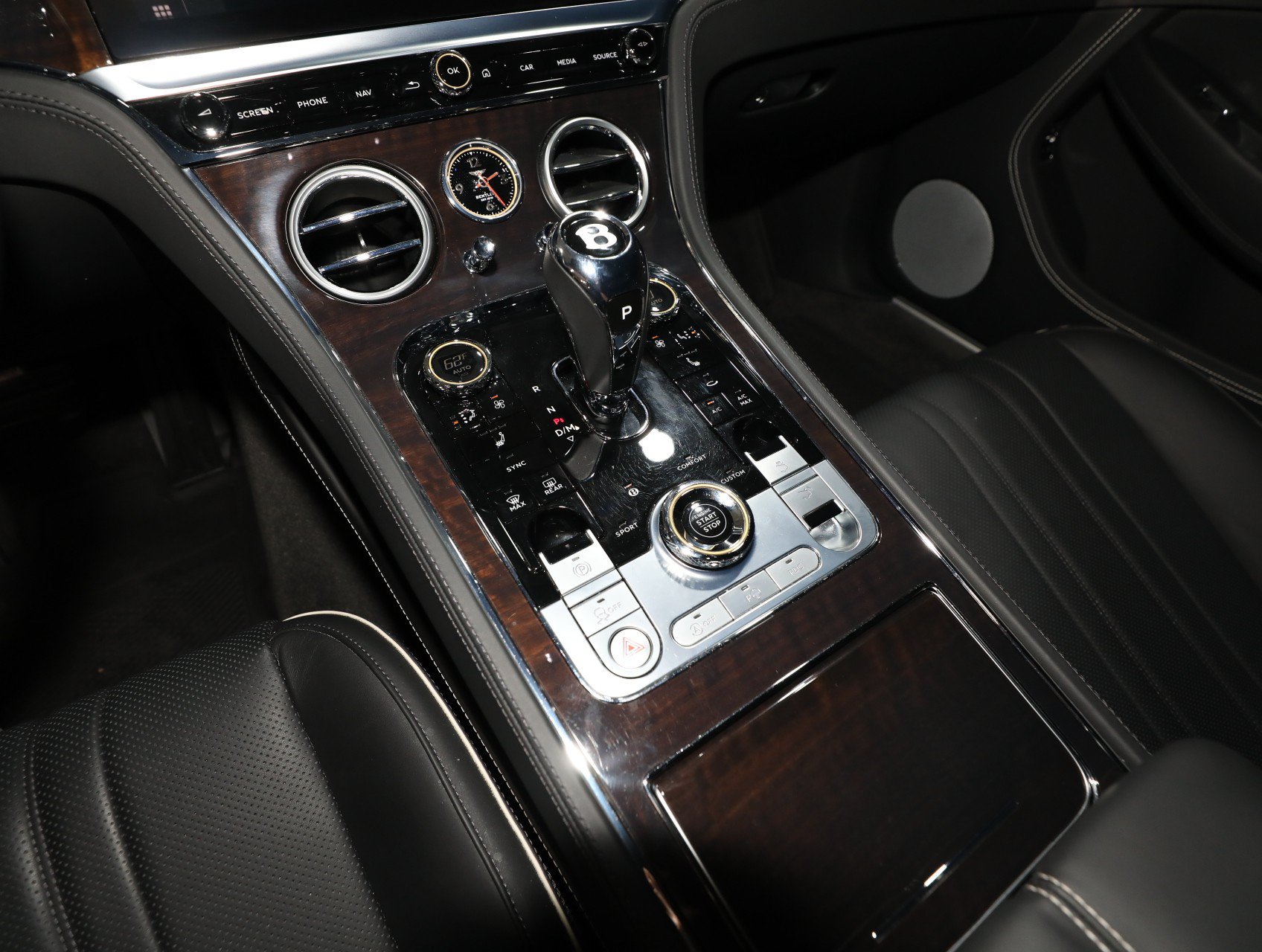 Used 2024 Bentley Continental GT Mulliner AWD/4WD image 53