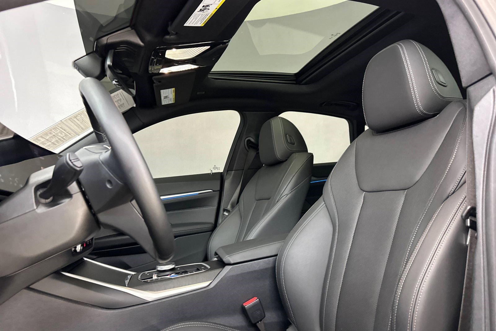 Certified 2024 BMW i4 eDrive35 w/ Premium Package image 15