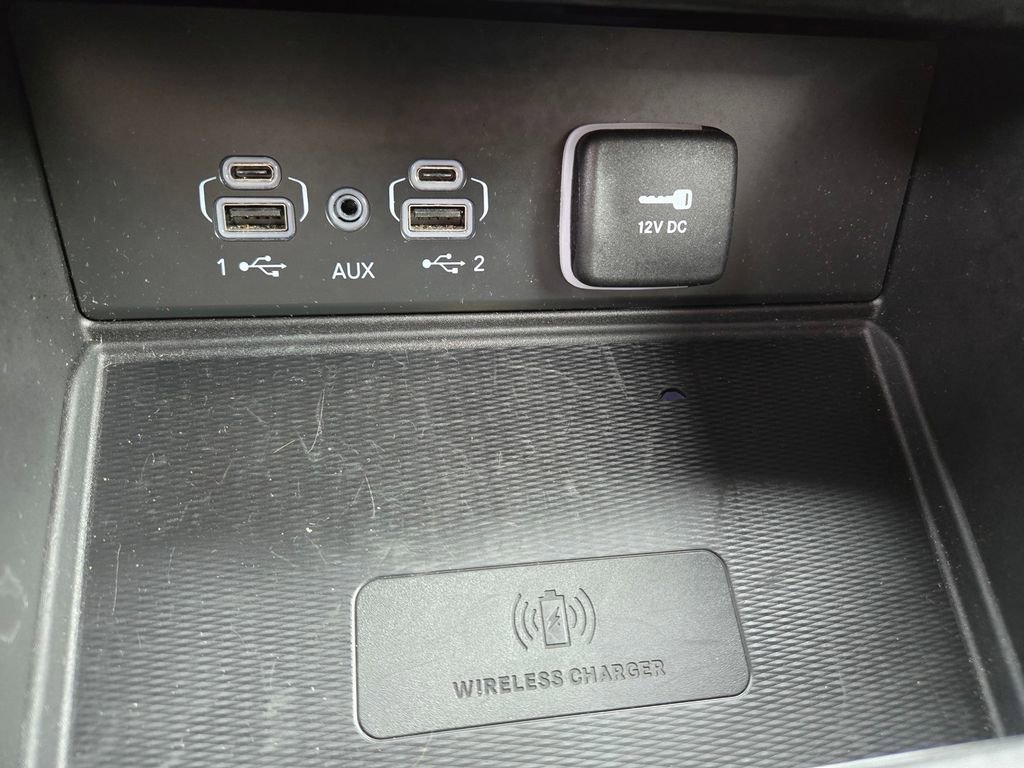 Used 2022 Jeep Grand Cherokee Overland w/ Advanced Protech Group III image 17