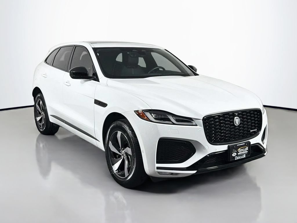 Certified 2025 Jaguar F-PACE R-Dynamic S AWD/4WD image 3
