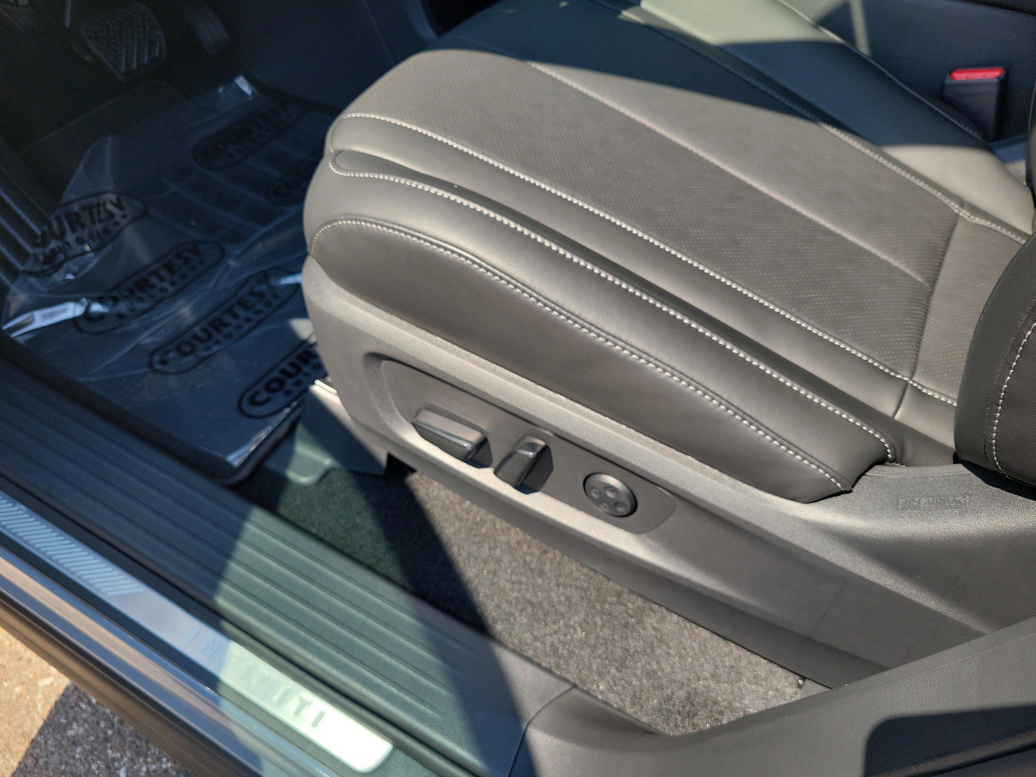 New 2026 INFINITI QX60 Luxe w/ Cargo Package image 20