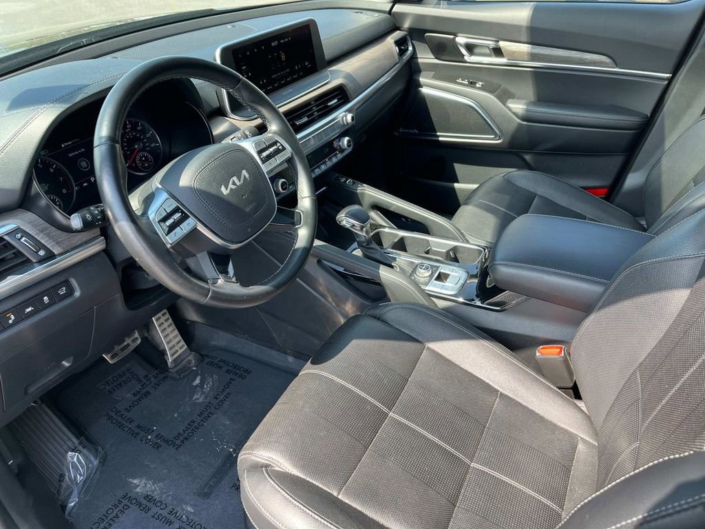 Used 2022 Kia Telluride SX image 28