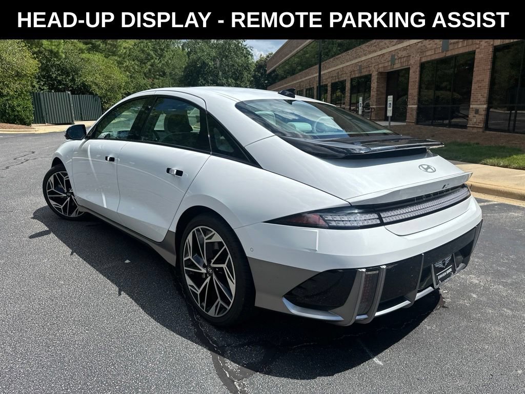 Used 2025 Hyundai Ioniq 6 Limited RWD image 3