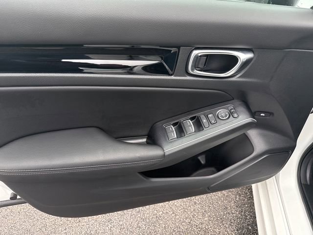 Certified 2025 Honda Civic Sport image 9