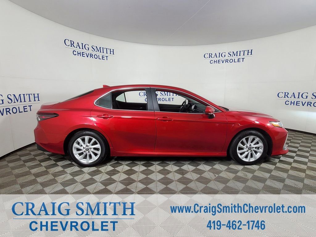 Used 2024 Toyota Camry LE FWD image 22