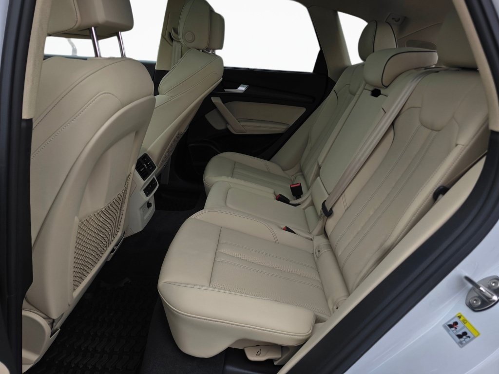 Used 2025 Audi Q5 e Prestige w/ Prestige Package AWD/4WD image 19