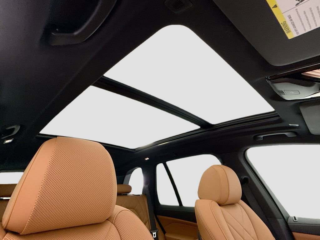 New 2026 BMW X5 xDrive50e AWD/4WD image 17