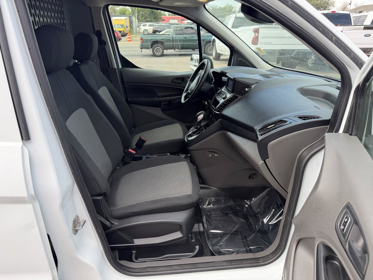 Used 2023 Ford Transit Connect XL w/ Trailer Tow Package FWD image 29