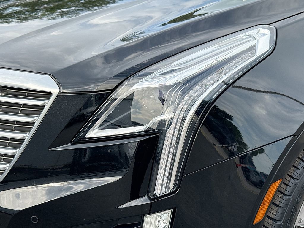 Used 2018 Cadillac XT5 Platinum AWD/4WD image 9
