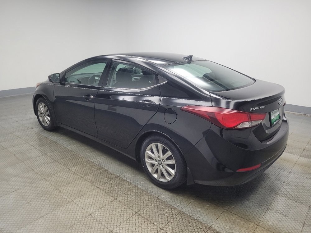 Used 2015 Hyundai Elantra SE w/ Option Group 03 FWD image 3
