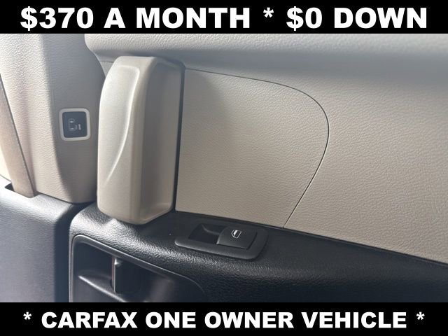 Used 2023 Chrysler Pacifica Touring-L FWD image 24