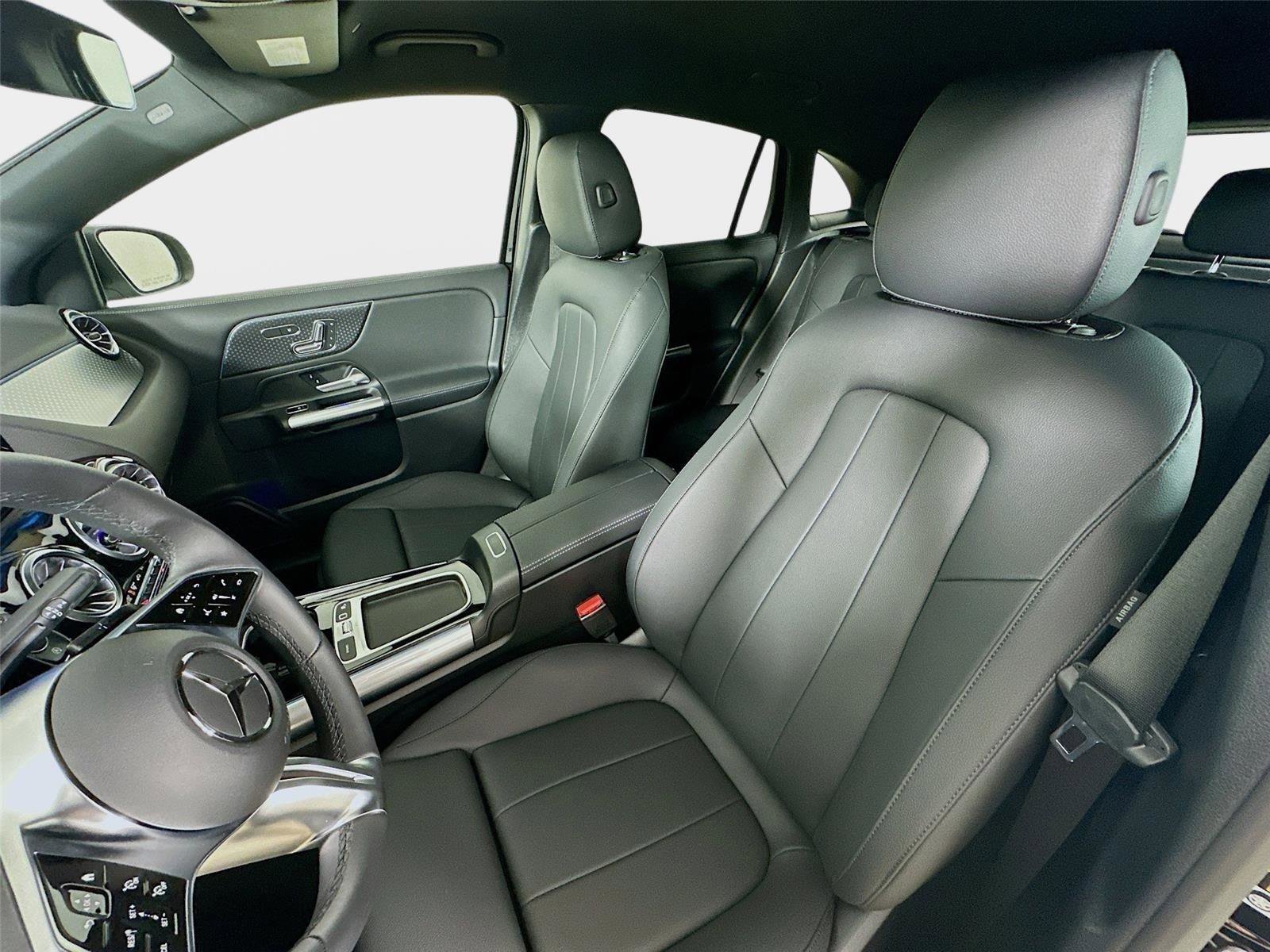 Certified 2026 Mercedes-Benz GLA 250 4MATIC image 25