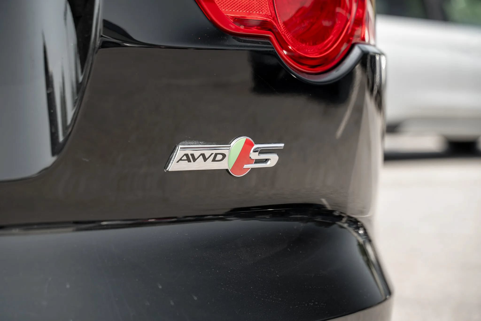 Used 2016 Jaguar F-TYPE S AWD/4WD image 37